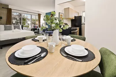 7340 Harding Ave #5, Miami Beach, FL 33141 - Photo 3