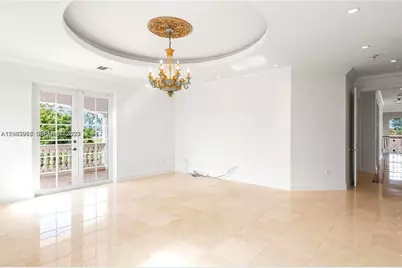 19420 W Saint Andrews Dr, Hialeah, FL 33015 - Photo 47