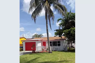 1507 Hayes St, Hollywood, FL 33020 - Photo 1