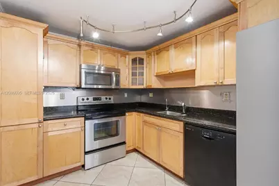 290 174th St #2104, Sunny Isles Beach, FL 33160 - Photo 3