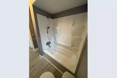2920 Pierce St #2, Hollywood, FL 33020 - Photo 9