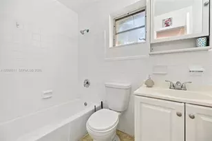 882 NW 2nd St, Miami, FL 33128 - Photo 23