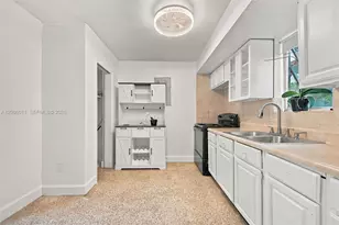 882 NW 2nd St, Miami, FL 33128 - Photo 15