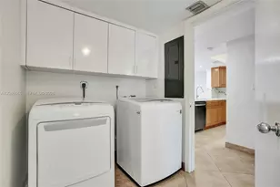 2689 NE 165th St, North Miami Beach, FL 33160 - Photo 29