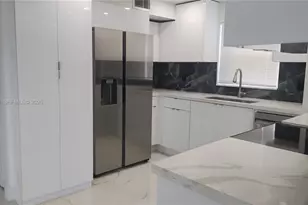 10960 SW 71st Ln, Miami, FL 33173 - Photo 3