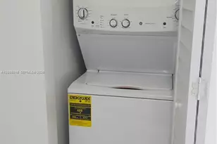 10960 SW 71st Ln, Miami, FL 33173 - Photo 11