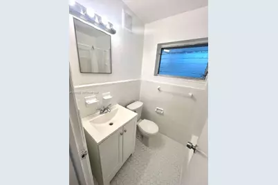 696 NE 85th St #2, Miami, FL 33138 - Photo 5