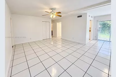 7804 NW 73rd Ter, Tamarac, FL 33321 - Photo 5
