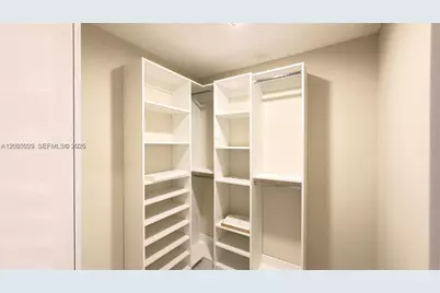 2765 NE 35th Dr, Fort Lauderdale, FL 33308 - Photo 21