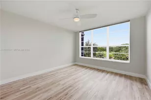 555 Oaks Ln, Pompano Beach, FL 33069 - Photo 33