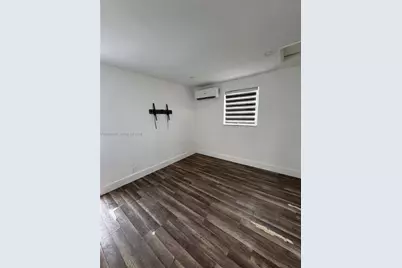 685 SW 7th Ter #2, Dania Beach, FL 33004 - Photo 3