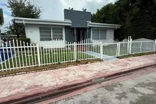 1995 Marseille Dr, Miami Beach, FL 33141 - Photo 1