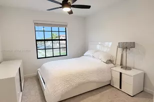 5013 Woods Edge Cir, Riviera Beach, FL 33410 - Photo 15