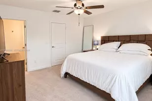 5013 Woods Edge Cir, Riviera Beach, FL 33410 - Photo 13