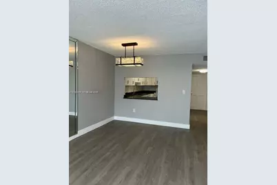 10000 NW 80th Ct #2312, Hialeah Gardens, FL 33016 - Photo 5
