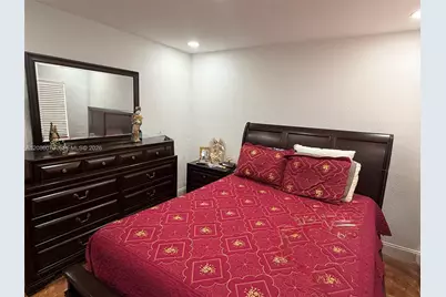 343 W 11th St, Hialeah, FL 33010 - Photo 7