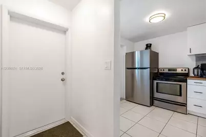 319 NE 14th Ave #106, Hallandale Beach, FL 33009 - Photo 19