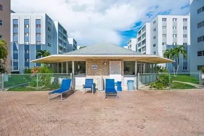 319 NE 14th Ave #106, Hallandale Beach, FL 33009 - Photo 23