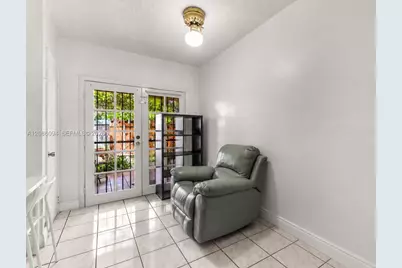 22 NW 108th Ct, Miami, FL 33172 - Photo 13