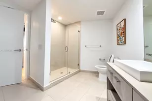 4111 S Ocean Dr, Hollywood, FL 33019 - Photo 13
