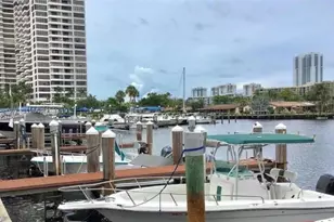 600 Three Islands Blvd, Hallandale Beach, FL 33009 - Photo 13