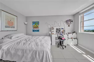 3161 S Ocean Dr, Hallandale Beach, FL 33009 - Photo 21
