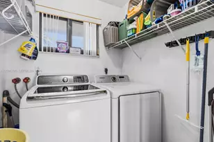 9152 SW 6th St, Miami, FL 33174 - Photo 29