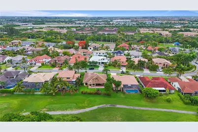 720 W Cypress Pointe Dr W, Pembroke Pines, FL 33027 - Photo 3