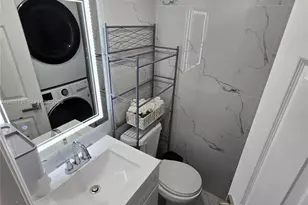 6620 W 2nd Ct, Hialeah, FL 33012 - Photo 11