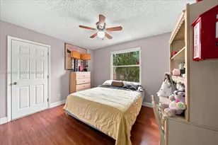 306 SW 120th Ave, Pembroke Pines, FL 33025 - Photo 11