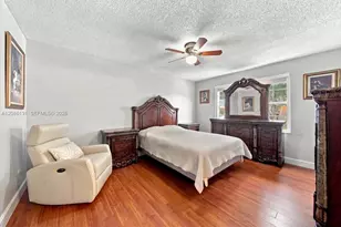 306 SW 120th Ave, Pembroke Pines, FL 33025 - Photo 27