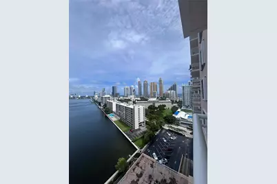 251 174 #1601, Sunny Isles Beach, FL 33160 - Photo 3