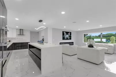 19245 SW 188th St, Miami, FL 33187 - Photo 15