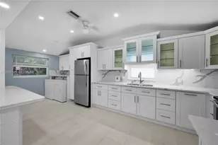 2041 NE 182nd St, North Miami Beach, FL 33162 - Photo 5