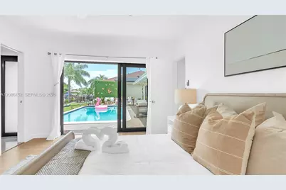 151 SE 9th Ct, Pompano Beach, FL 33060 - Photo 17