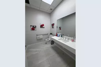 7761 NW 107th Ave #210-2, Doral, FL 33178 - Photo 5