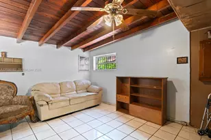 1236 Michigan Ave, Miami Beach, FL 33139 - Photo 21