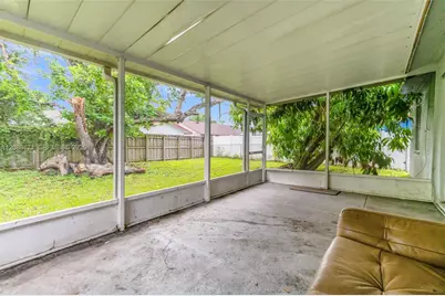608 SW 76th Ter, North Lauderdale, FL 33068 - Photo 41
