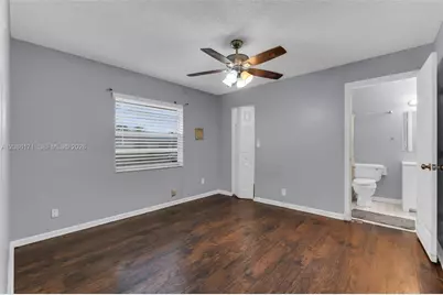608 SW 76th Ter, North Lauderdale, FL 33068 - Photo 21