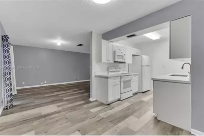 608 SW 76th Ter, North Lauderdale, FL 33068 - Photo 13