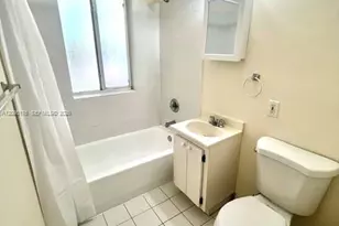 564 NE 66th St, Miami, FL 33138 - Photo 5