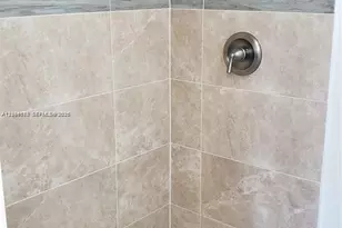 1325 W 68th St, Hialeah, FL 33014 - Photo 21