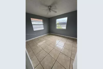 2920 Pierce St #9, Hollywood, FL 33020 - Photo 9