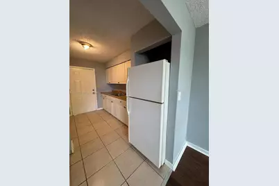 2920 Pierce St #9, Hollywood, FL 33020 - Photo 3