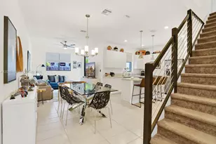 10547 NW 81st St, Doral, FL 33178 - Photo 3