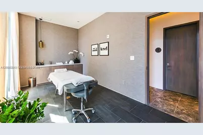 650 NE 32nd St #4402, Miami, FL 33137 - Photo 21