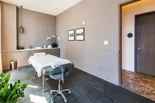 650 NE 32nd St, Miami, FL 33137 - Photo 21