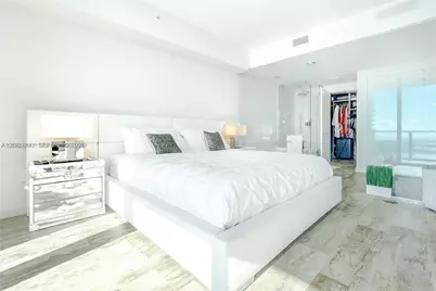 650 NE 32nd St #4402, Miami, FL 33137 - Photo 7