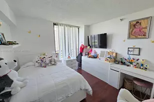 3300 NE 191st St, Aventura, FL 33180 - Photo 9