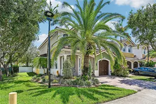 8175 NW 114th Pl, Doral, FL 33178 - Photo 3